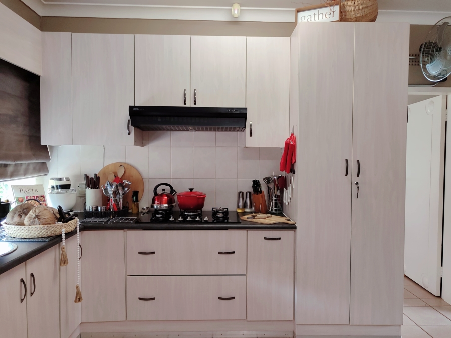 4 Bedroom Property for Sale in Wilkoppies North West